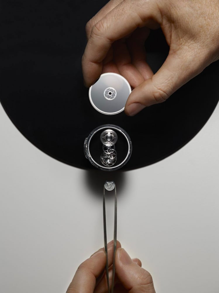 Pre-owned Louis Vuitton Tambour Chronograph Quartz Black Dial Ladies Watch Q132G, Quartz Movement, Rubber Strap, 34 mm Case in Black