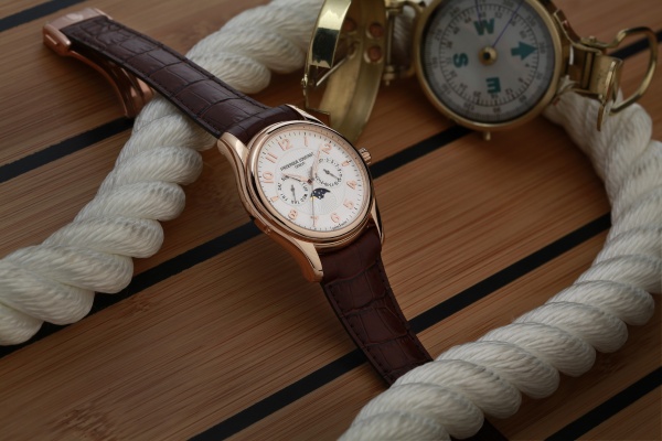 Frederique constant runabout discount moonphase